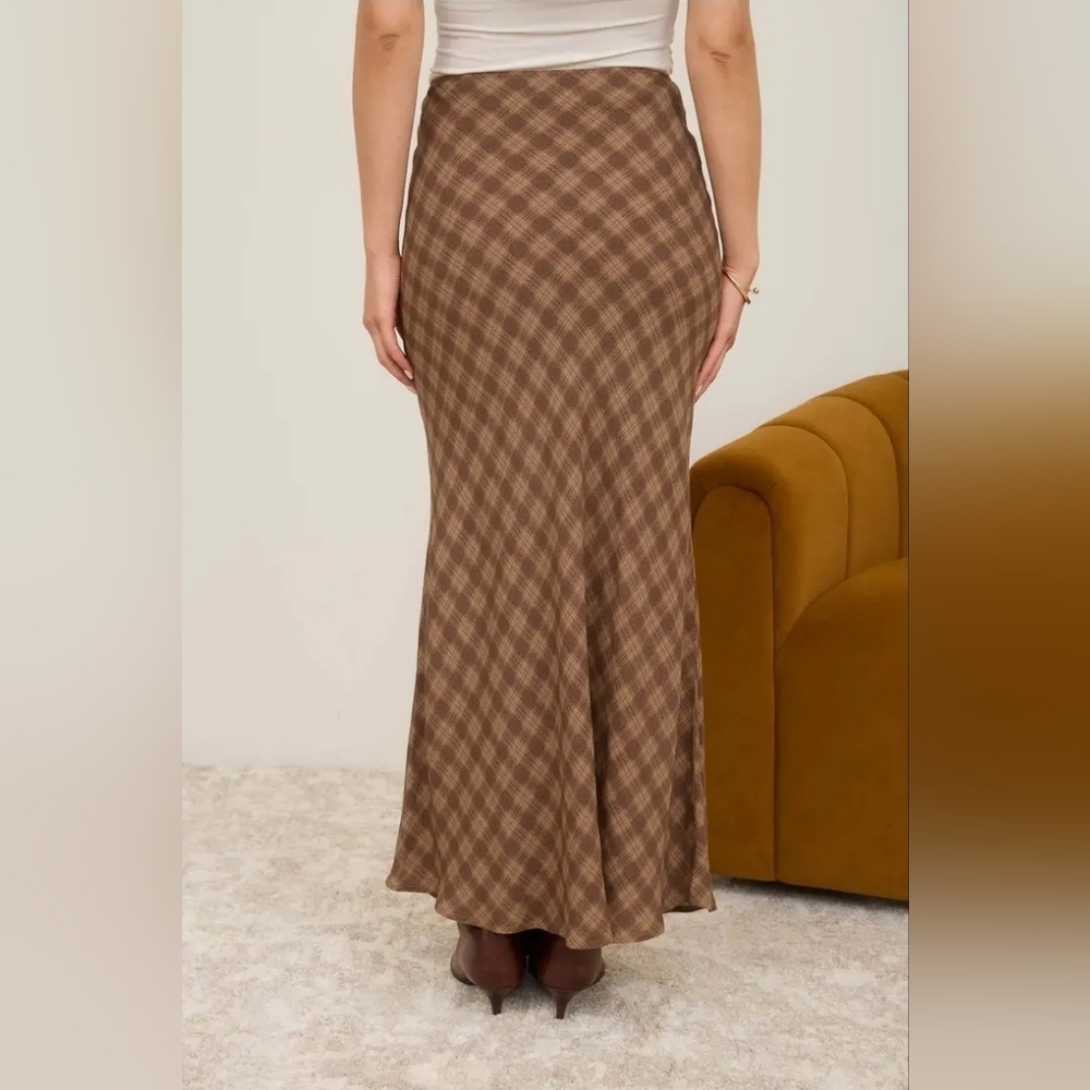 Plaid High Waist Midi Skirt - Picture 5 of 5